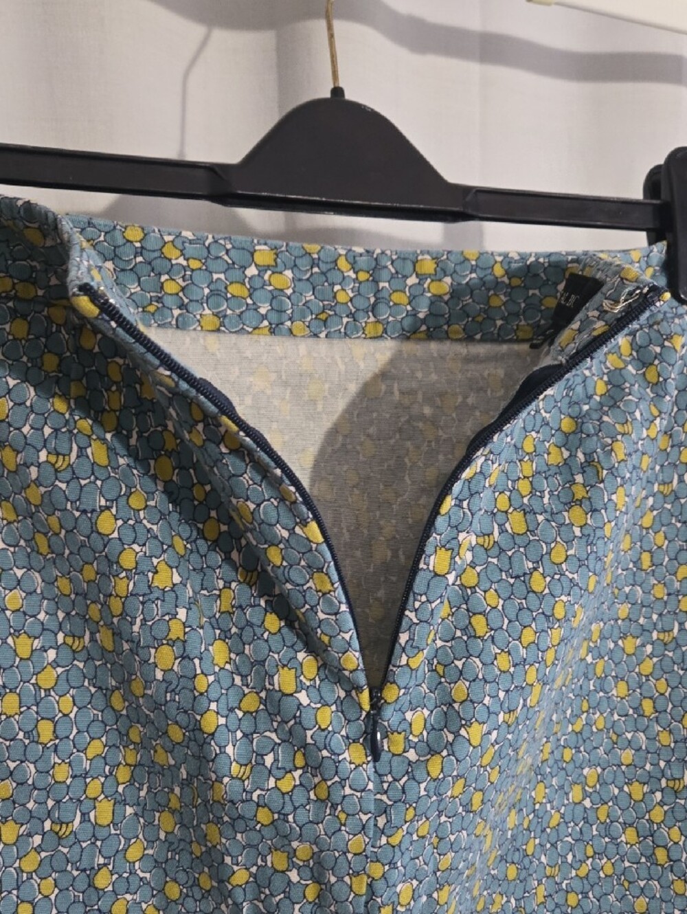 Talbots Teal Mini Skirt with Yellow Accents. - Picture 7 of 11